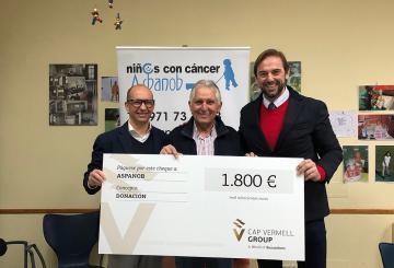 Cap Vermell Group dona 1.800 euros a Aspanob gracias a ...